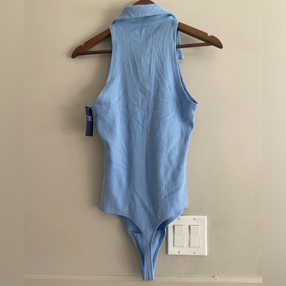 🌸 Abercrombie & Fitch 🌸 “ribbed polo bodysuit” - Picture 3 of 8